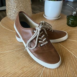American Eagle Oxford Brown Faux Leather Sneakers